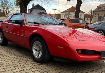 Pontiac Firebird 185.000 km 6.960 &euro; Frohburg 04654