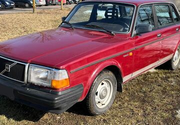 Volvo 240 311.000 km 4.200 &euro; Jeleniewo 