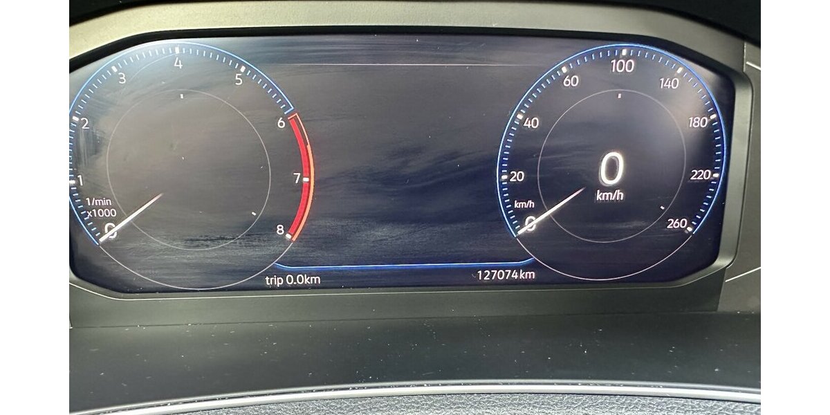 VW T-Roc IQ.DRIVE LED Navi PDC SHZ 127.074 km 16.900 &euro; Mainz 55122