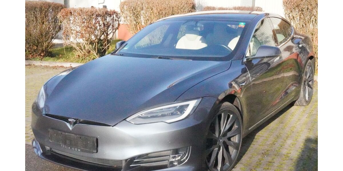 Tesla Model S 74.800 km 39.500 &euro; Ilsfeld 74360