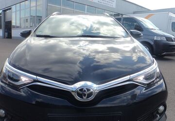 Toyota Auris 172.000 km 10.999 &euro; Landsberg am Lech 86899