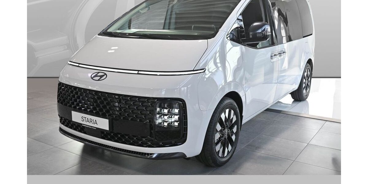 Hyundai STARIA 13.160 km 46.790 &euro; Verl 33415