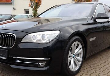 BMW 740 146.900 km 11.990 &euro; Kretzschau 06712