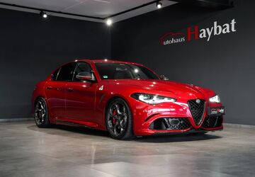 Alfa Romeo Giulia 2.085 km 77.950 &euro; Calw 75365