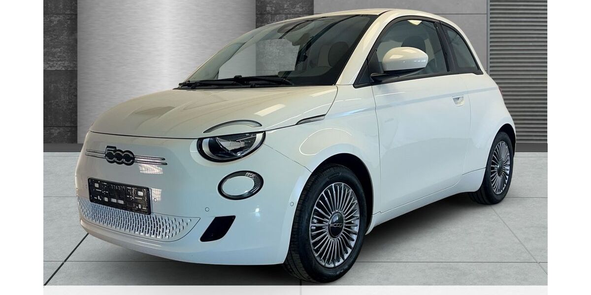 Fiat 500e 28.283 km 23.350 &euro; Braunschweig 38126