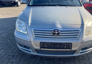 Toyota Avensis 158.115 km 3.900 &euro; Hornstorf/ Kritzow 23970