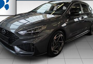 Hyundai i30 24.414 km 24.730 &euro; Emsdetten 48282