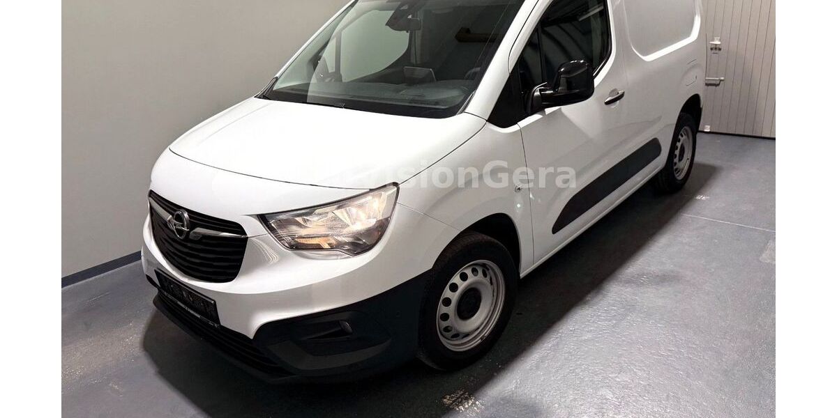 Opel Combo 87.472 km 11.100 &euro; Gera 07554