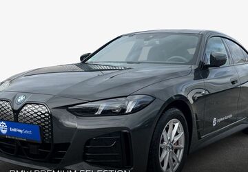 BMW i4 2.602 km 64.460 &euro; Karlsruhe 76227