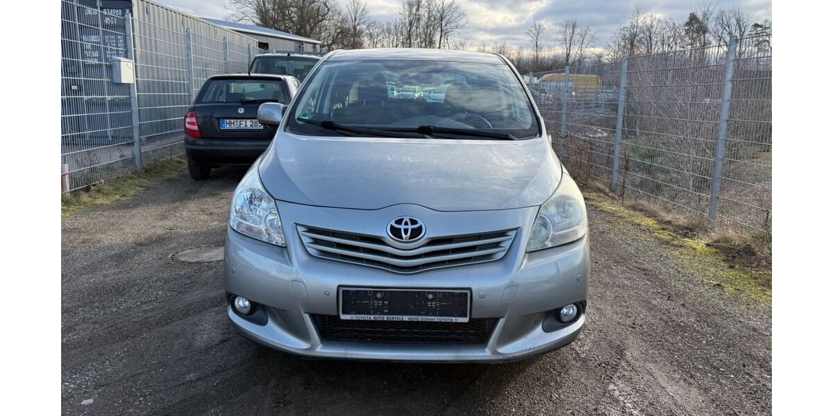 Toyota Verso 127.300 km 5.990 &euro; salzhausen 21376