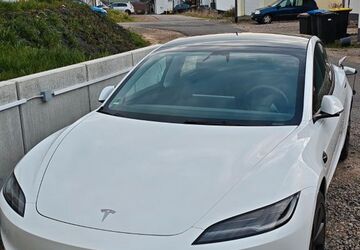 Tesla Model 3 80.000 km 34.000 &euro; Reitzenhain 56357