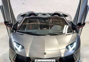 Lamborghini Aventador 11.952 km 379.000 &euro; Waldfischbach Burgalben 67714