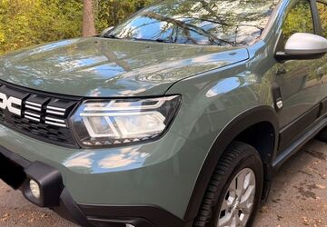 Dacia Duster 96.000 km 19.999 &euro; Höhenkirchen-Siegertsbrunn 85635