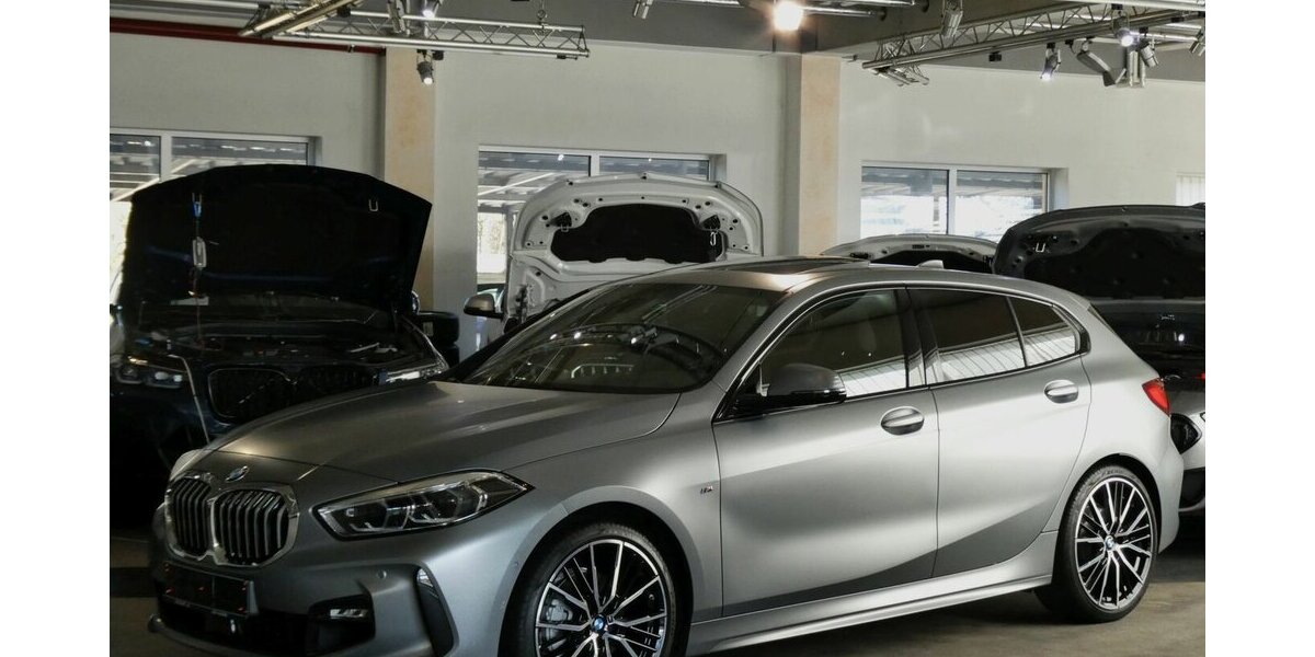 BMW 118i MSport Navi Prof,HUD,Pan.Dach,NP: 59.671 28.500 km 29.990 &euro; Landshut 84030