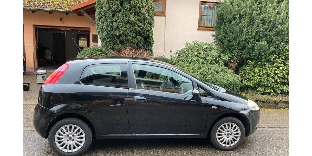 Fiat Grande Punto 188.000 km 2.300 &euro; Steinach 77790