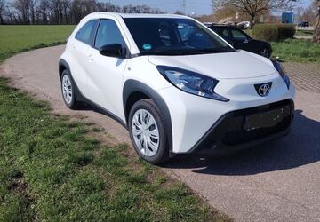 Toyota Aygo (X) 1.800 km 15.950 &euro; rülzheim 76761