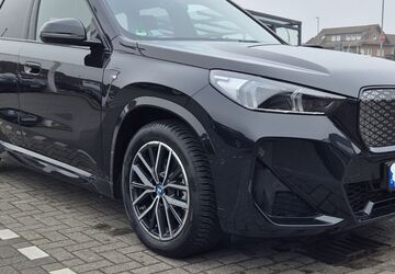 BMW iX1 9.750 km 39.800 &euro; Ahaus 48683