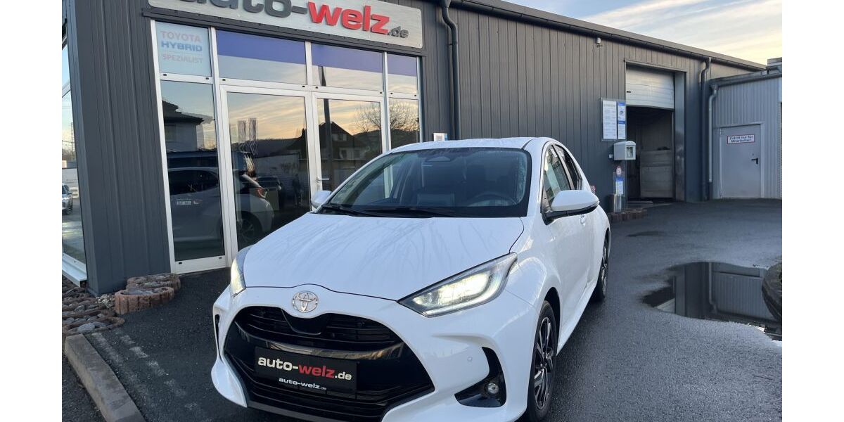 Toyota Yaris 2.500 km 25.590 &euro; Saalfeld 07318