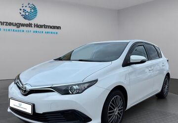 Toyota Auris 77.501 km 8.950 &euro; Andernach 56626