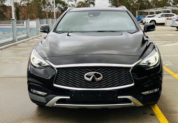 INFINITI QX30 130.000 km 13.900 &euro; Nürnberg 90411