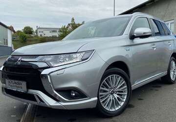 Mitsubishi Outlander 62.015 km 18.990 &euro; Karlstadt 97753
