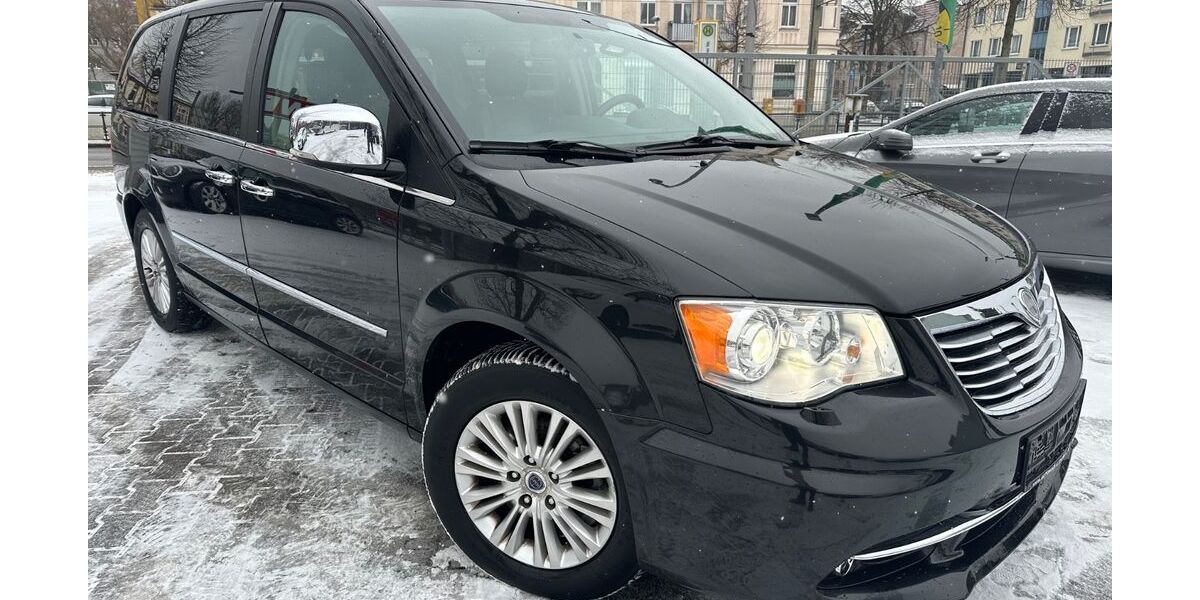 Lancia Voyager 183.000 km 16.888 &euro; Berlin / Pankow 13127