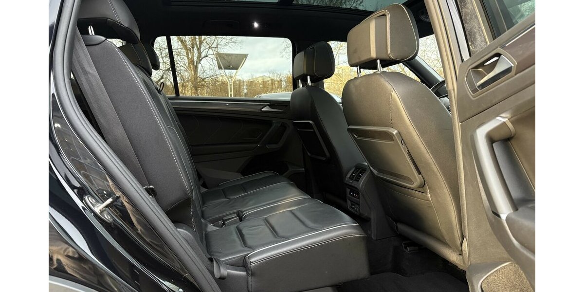 VW Tiguan Allspace Highline 4Motion 7-SITZ/PANO/ACC 90.578 km 31.900 &euro; Villingen-Schwenningen 78054