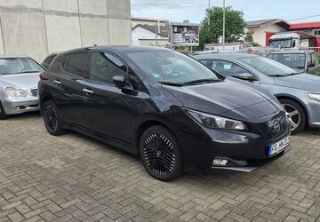 Nissan Leaf 78.500 km 15.500 &euro; Freiburg 79108