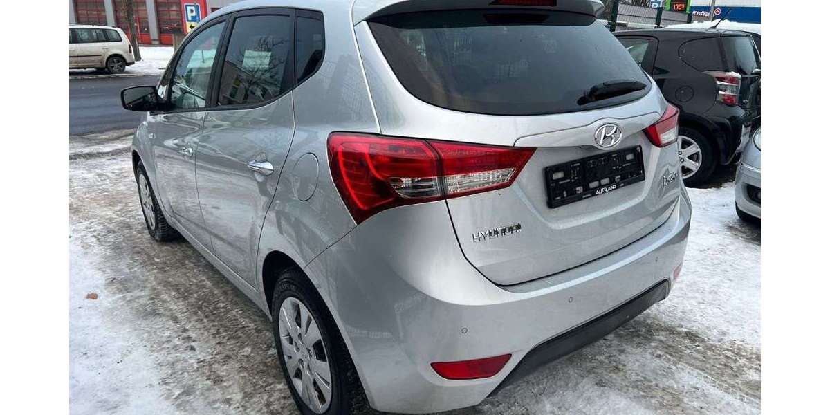 Hyundai iX20 97.000 km 6.390 &euro; Berlin 13086