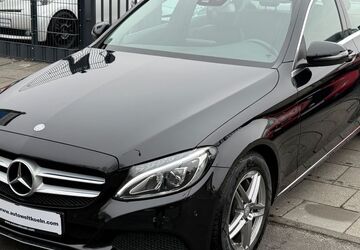 Mercedes-Benz C 250 215.690 km 14.200 &euro; Köln 51065