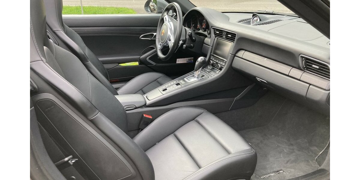 Porsche 911 Carrera GTS Cabriolet Approved 05/27 45.700 km 118.555 &euro; Schorndorf 73614