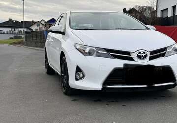 Toyota Auris 160.000 km 8.100 &euro; Uersfeld 56767