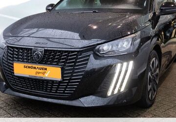 Peugeot 208 12.768 km 15.650 &euro; Solingen 42697