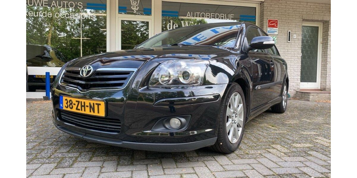 Toyota Avensis 233.148 km 4.248 &euro; Utrecht 