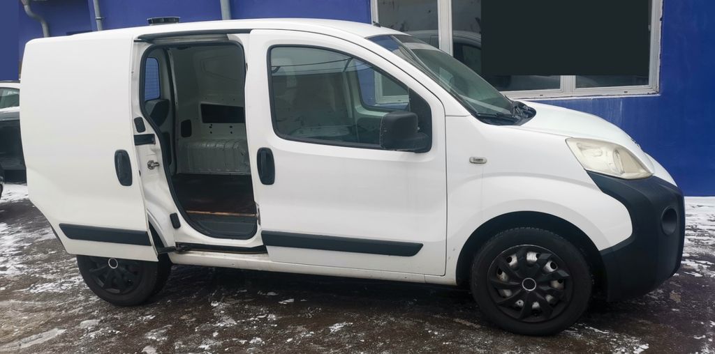 Peugeot Bipper 200.000 km 4.499 &euro; Berlin 13405