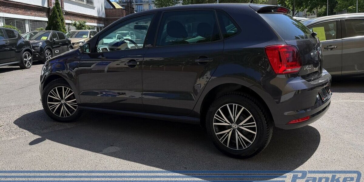 VW Polo Allstar*Klima*SHZ*Car-Play*Touch*PDCv+h 96.546 km 8.890 &euro; Berlin 13187