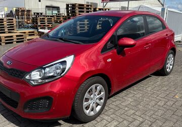 Kia Rio 198.000 km 2.999 &euro; Euskirchen 53879