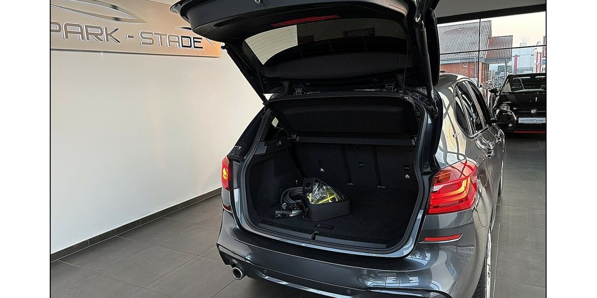 BMW 225 Active Tourer 225xe M Sport iPerformance 51.000 km 17.999 &euro; Stade 21682