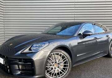 Porsche Panamera 5.900 km 156.750 &euro; Papendorf 18059