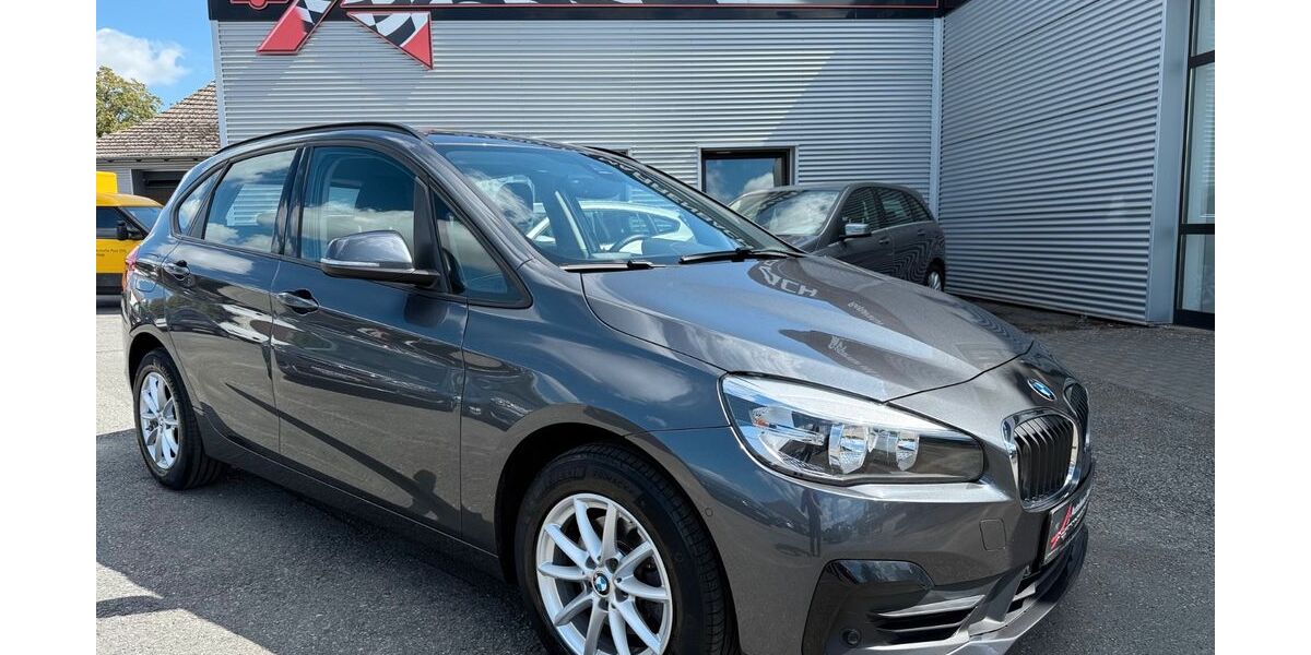 BMW 216 102.000 km 13.999 &euro; Anröchte 59609