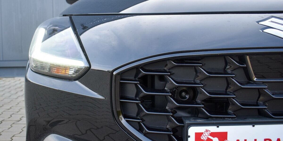 Suzuki Swift Club 1.2l M/T Dualjet Hybrid 9.769 km 15.480 &euro; Höchberg-Würzburg 97204