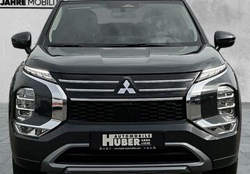 Mitsubishi Outlander 4.900 km 55.790 &euro; Pocking 94060