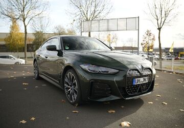 BMW i4 31.000 km 43.050 &euro; Unstrut Hainich 99991