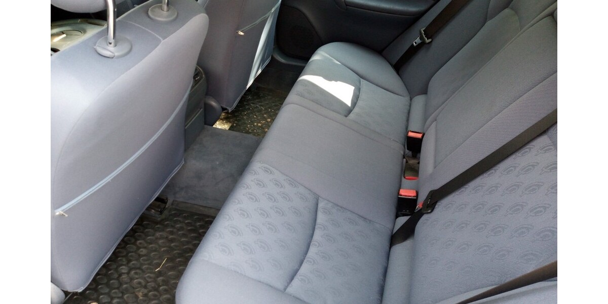 Mercedes-Benz 200 177.000 km 1.800 &euro; Lenningen 73252