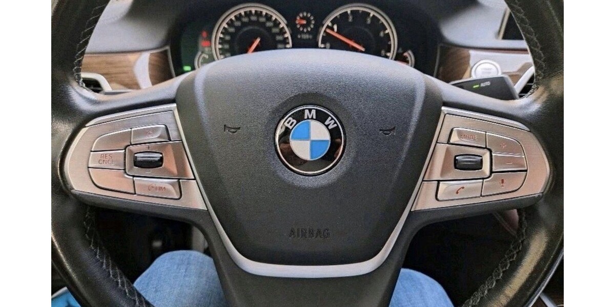 BMW 730 126.000 km 36.900 &euro; Lemgo 32657