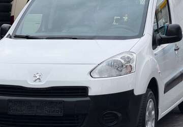 Peugeot Partner 40.500 km 8.999 &euro; Offenbach 63075