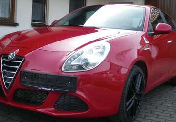 Alfa Romeo Giulietta 165.000 km 7.400 &euro; Berching 92334