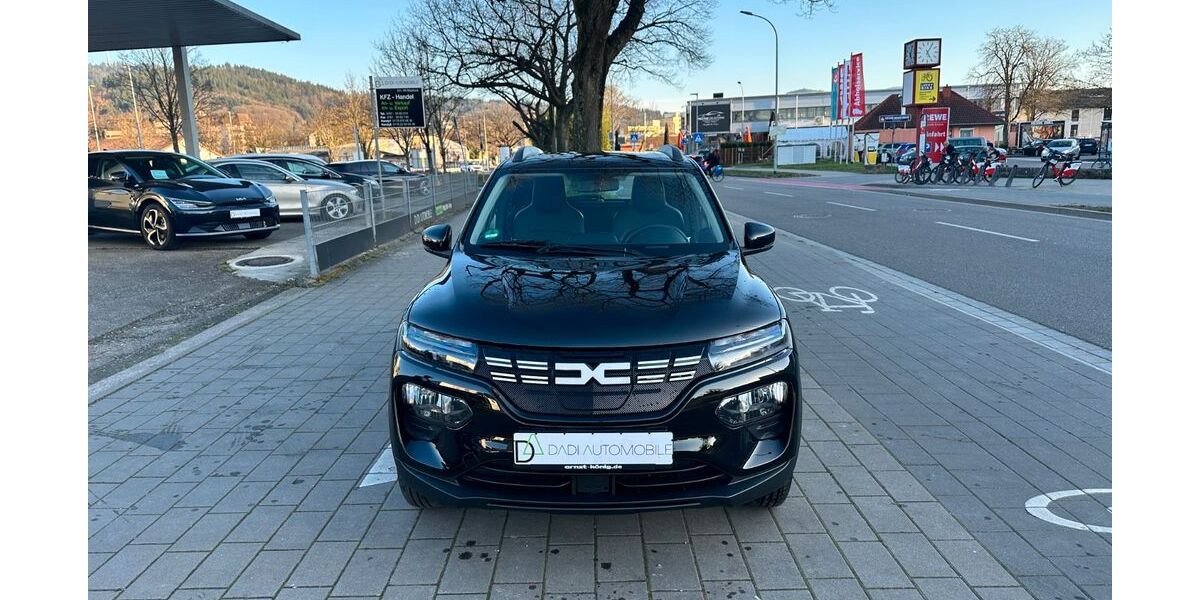 Dacia Spring 20.250 km 10.990 &euro; Freiburg 79108