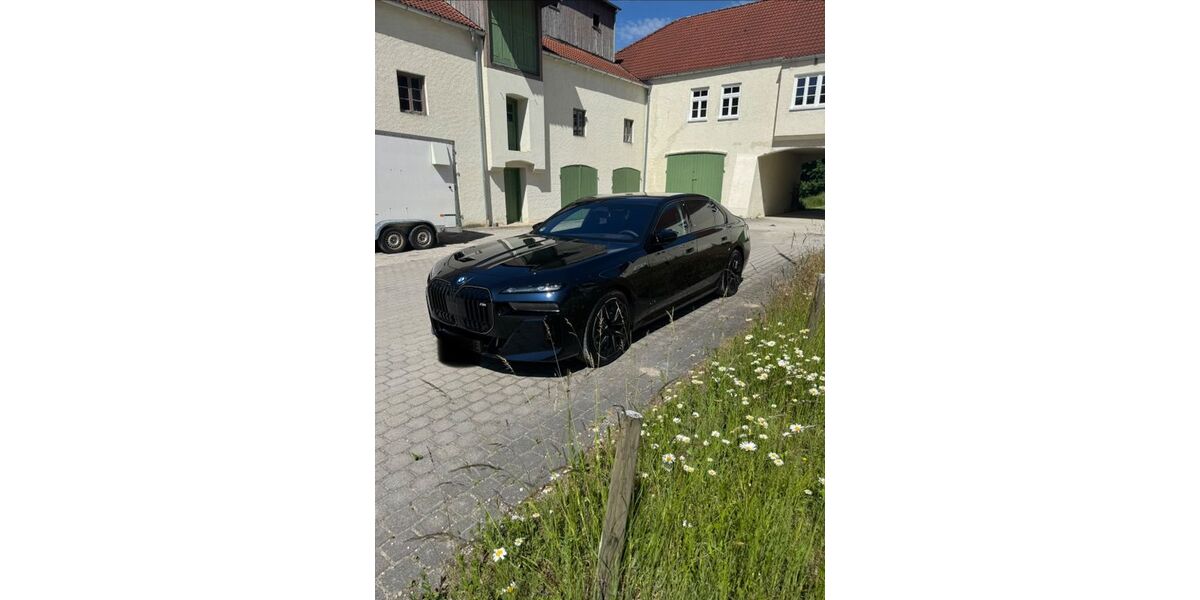 BMW 760 19.800 km 124.900 &euro; München 80804
