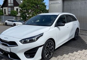 Kia ceed Sportswagon 2.000 km 31.490 &euro; Wiesbaden 65199